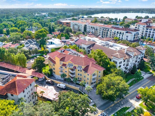 Building Photo - 200 S Interlachen Ave