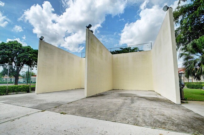 Building Photo - 4996 Sable Pine Cir