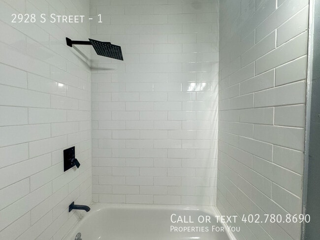 Building Photo - 2928 S Street-1