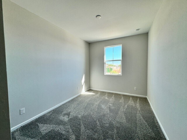 Building Photo - 35300 La Paz St