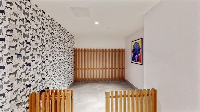 Building Photo - 10 Provost St