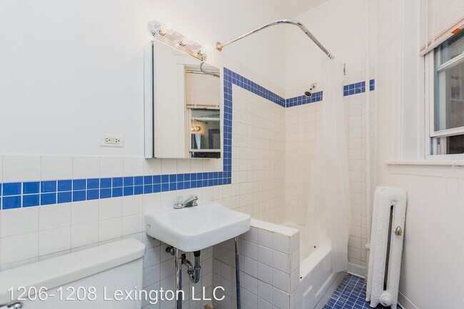 Building Photo - 1206-1208 W Lexington St