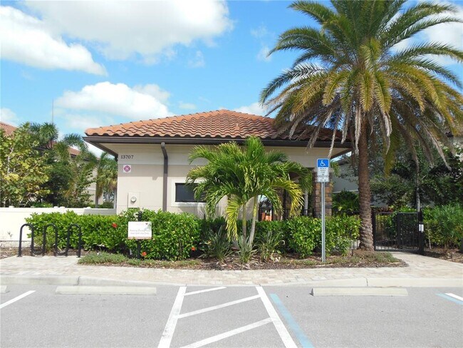 Building Photo - 13702 Messina Loop