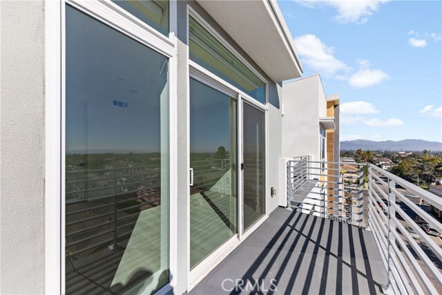 Building Photo - 168 S Monterey St