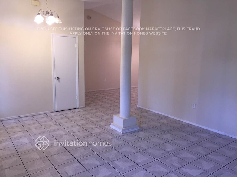 Building Photo - 2401 Bel Air Cir