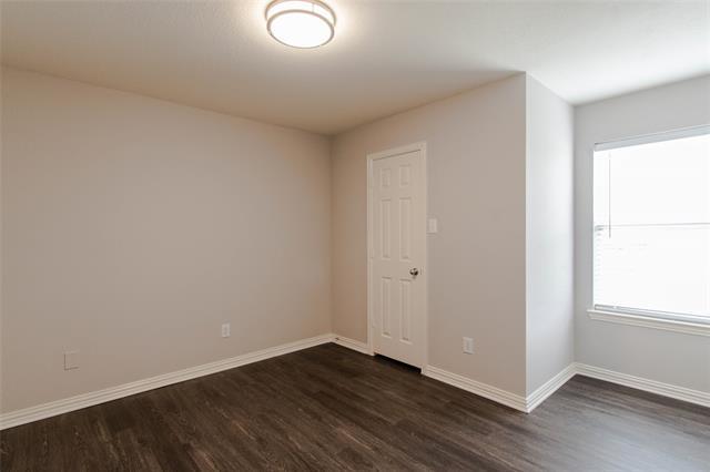 Building Photo - 1140 Victory Bells Dr