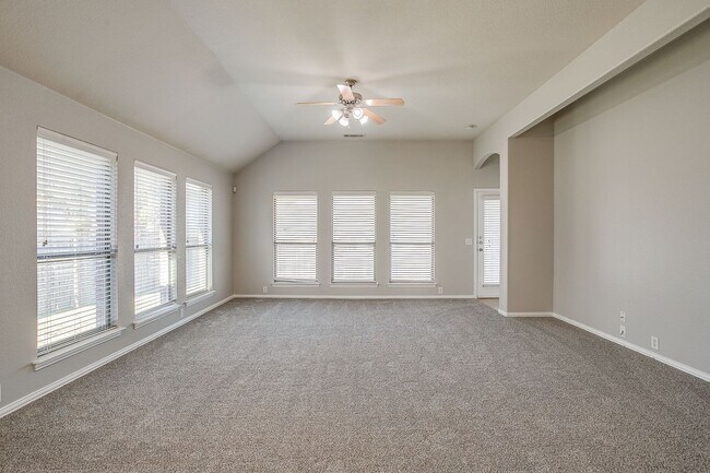 Building Photo - Ready for New Tenants- Amazing Mansfield Home- 3 Bed- 2 Bath- Mansfield ISD- 76063