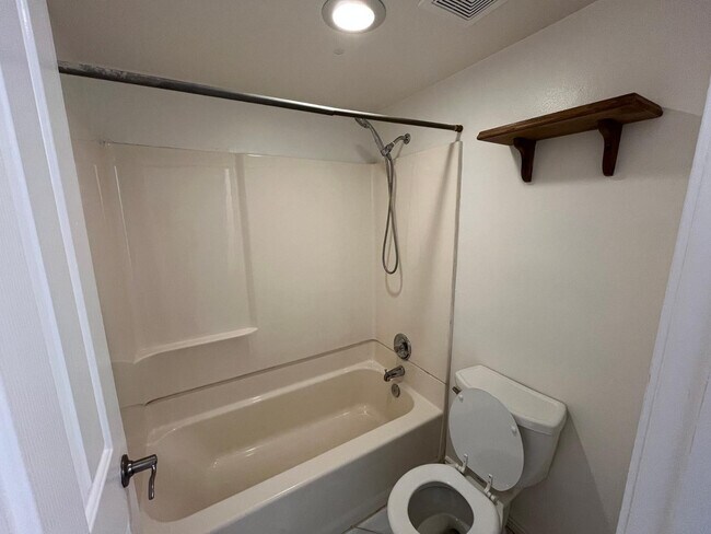 Building Photo - 12440 N 20th St