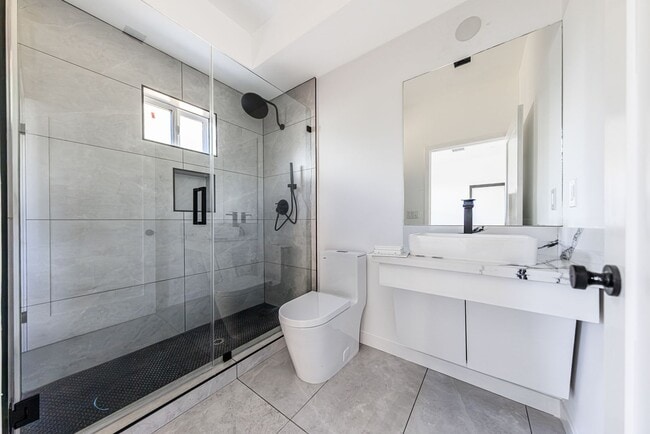 Building Photo - 1954 Purdue Ave