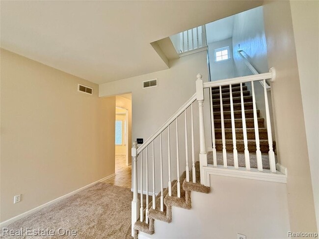 Building Photo - 716 Palmer Dr