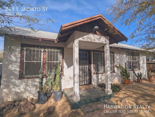 Building Photo - Historic 1938 2Bed/1Bath Bungalow in Coron...