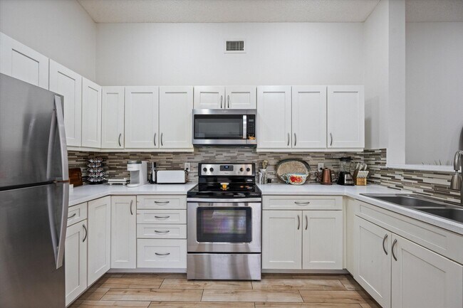 Building Photo - 1769 Harborside Cir