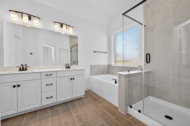 Building Photo - 13085 Brookwood Bnd Ln