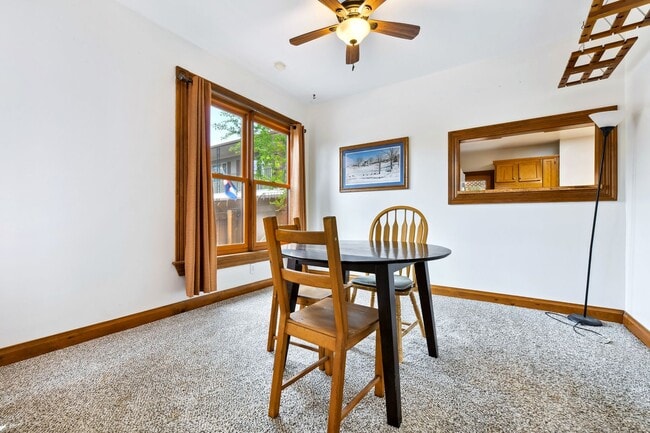 Building Photo - Charming Westside 4 Bedroom Home
