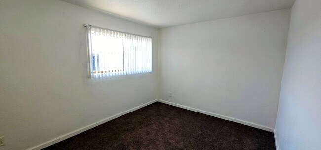 Building Photo - NO APPLICATION FEES (Section-8 Ok) 3-Bed A...