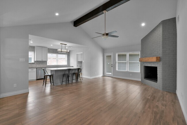 Building Photo - 2806 Triway Ln