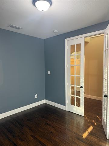 Building Photo - 2517 Valley Glen Dr