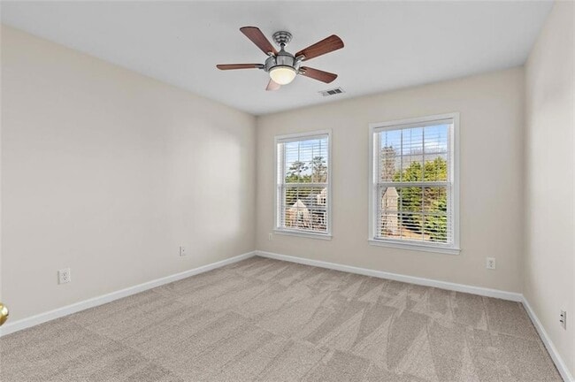 Building Photo - 4831 Edinburgh Dr