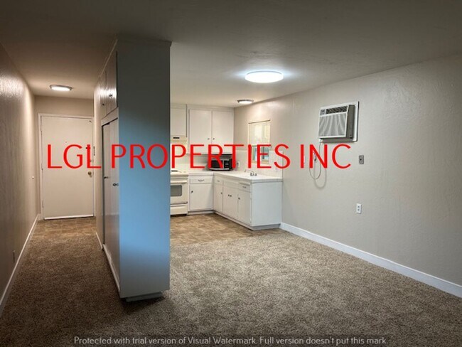 Building Photo - MontTrust2623