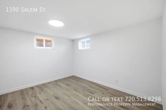 Building Photo - 1390 Salem St