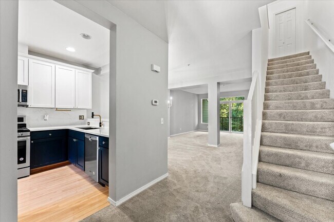 Building Photo - 19010 68th Ave NE