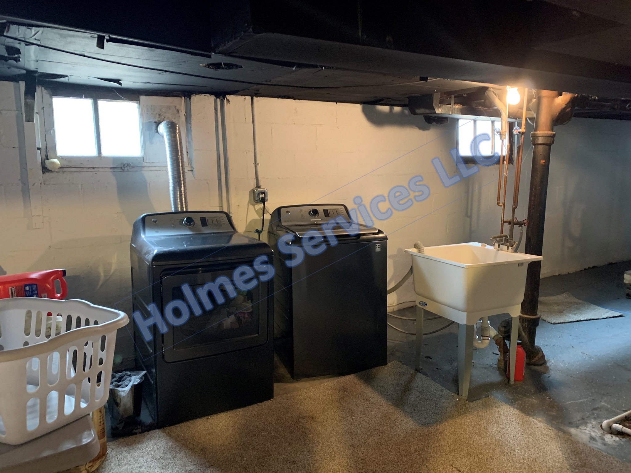 Shared basement laundry - 1226 Bird Ave