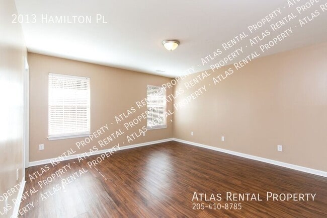 Building Photo - 2013 Hamilton Pl