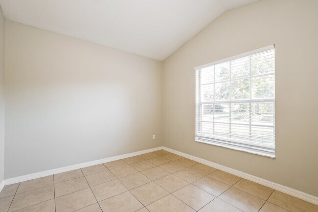 Building Photo - 9331 Echo Run