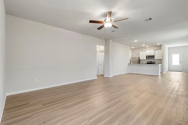 Building Photo - 8112 Burnt Orchid Dr