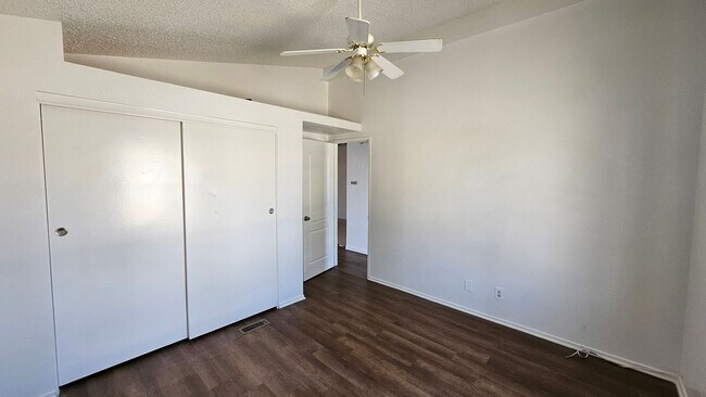 Building Photo - 21761 Wisteria St