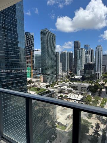 Building Photo - 1451 Brickell Ave