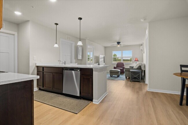 Building Photo - 260 Spanish Moss Cir