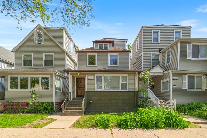 Building Photo - 1012 Garnett Pl
