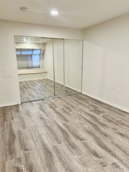 Building Photo - 1740 NE 86th St