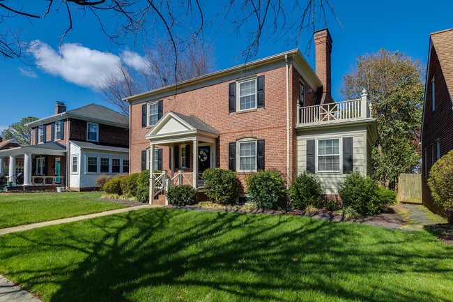 Building Photo - 4524 Fitzhugh Ave