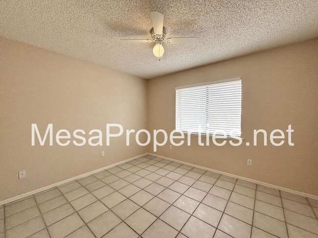 Building Photo - 16578 Odell Ave