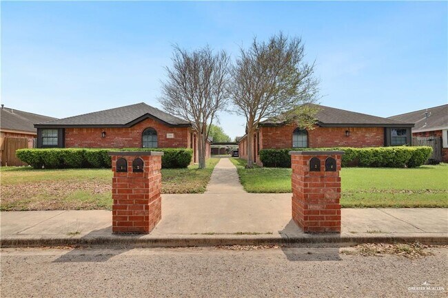 Primary Photo - 3806 W Faith Hill St