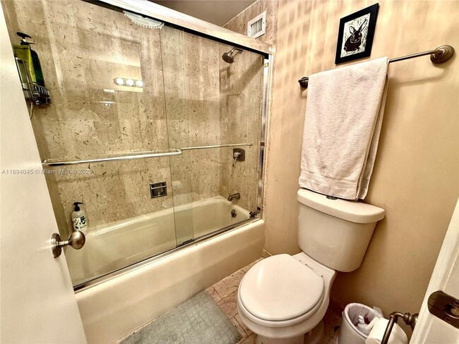 Building Photo - 1800 NE 114th St