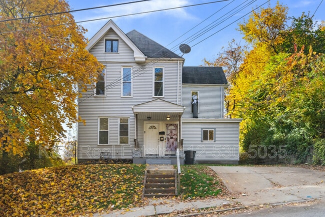 Building Photo - 922 Hill Ave