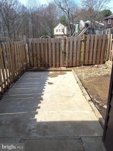 Building Photo - 14874 Emberdale Dr