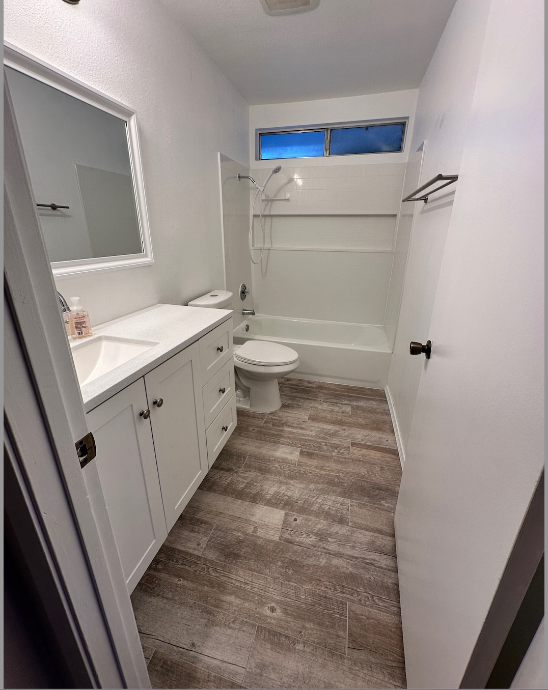 Building Photo - 2723 Moundview Pl