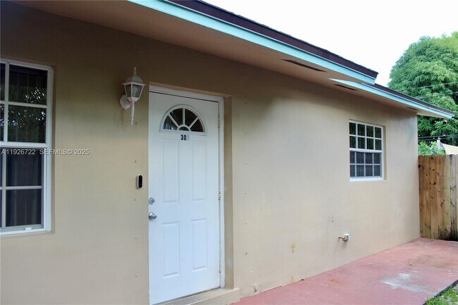 Building Photo - 300 SW 8th St