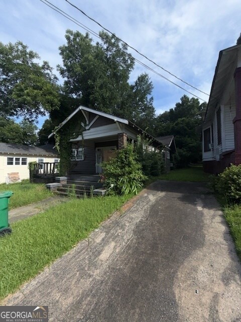 Building Photo - 2268 Beech Ave