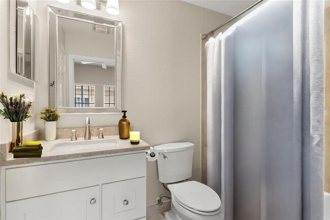 Building Photo - 5222 Hampton Beach Pl