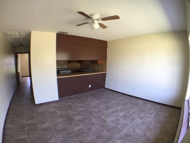 Building Photo - 2509 Erie Ave