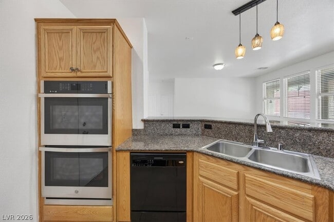 Building Photo - 5365 Fairbranch Ln
