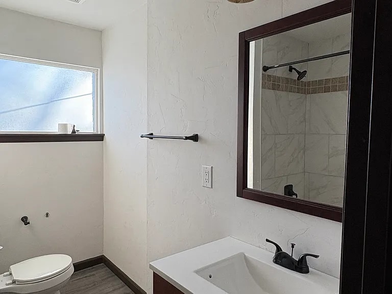 Building Photo - 1211 Florence Ave