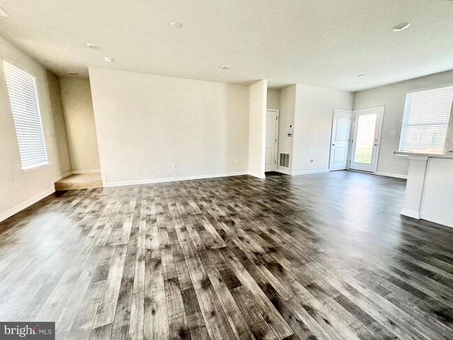 Building Photo - 65 Filbert Dr