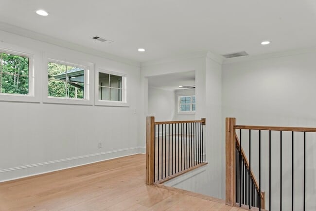 Building Photo - 1721 Osprey Poynte