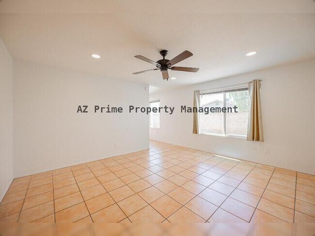 Building Photo - 2145 S Dorsey Ln
